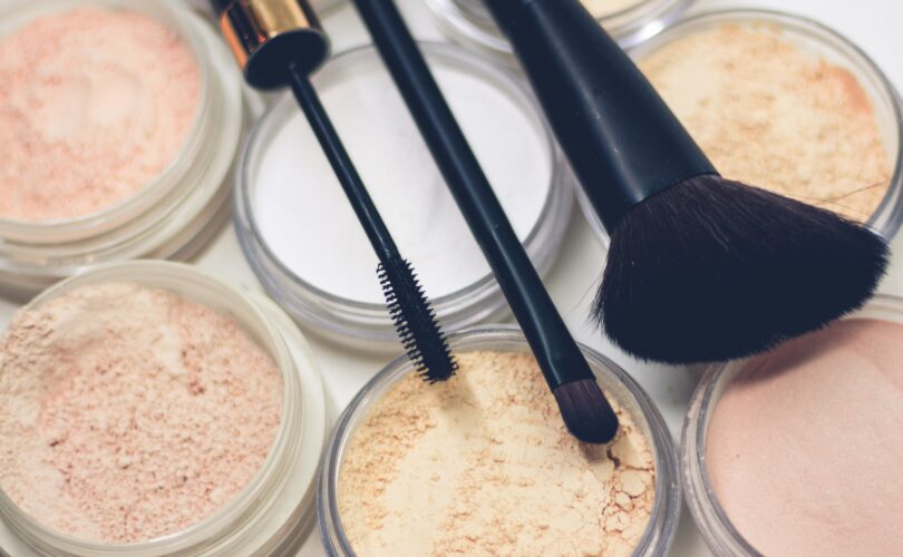 The Ultimate Guide to Choosing the Right Foundation for Your Skin Type